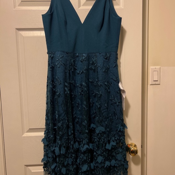 Dress the Population Dresses & Skirts - Dress the Population Darlene brand new!